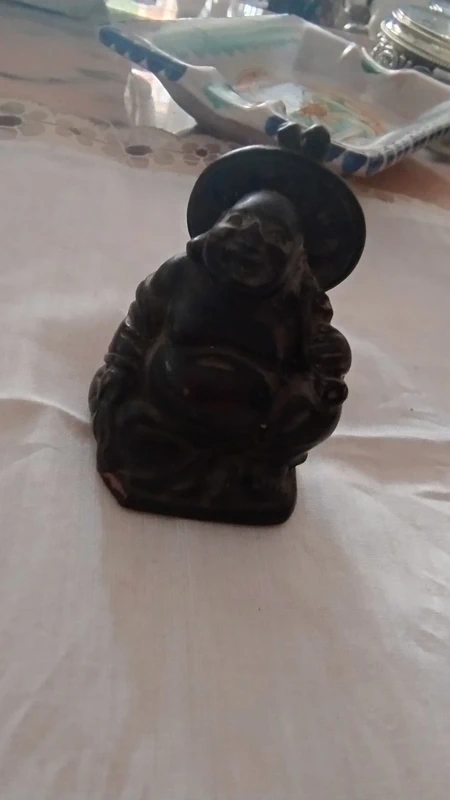 miniatura buddha sorridente in bronzo miniatura buddha sorridente in bronzo