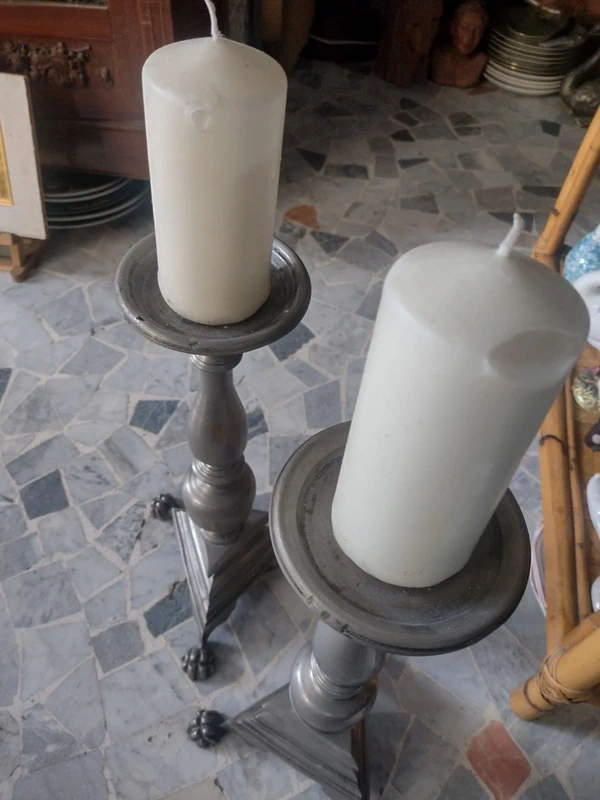 grandi e antichi candelabro porta candele candeliere in metallo grandi e antichi candelabro porta candele candeliere in metallo