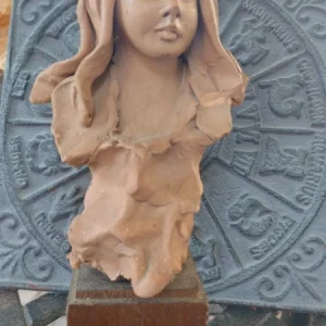 scultura donna terracotta firmata paoletti