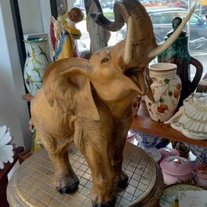 elefante in ceramica granello per cacciapuoti