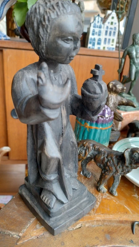 statua in legno gesù bambino benedicente con globo crocifero statua in legno gesù bambino benedicente con globo crocifero