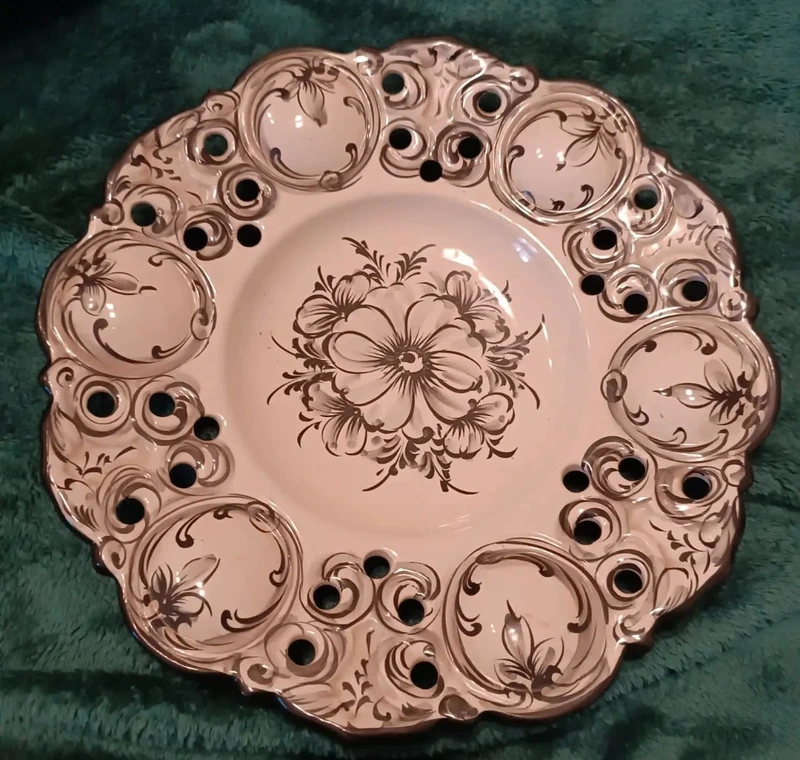 piatto traforato vestal made in portughal piatto traforato vestal made in portughal