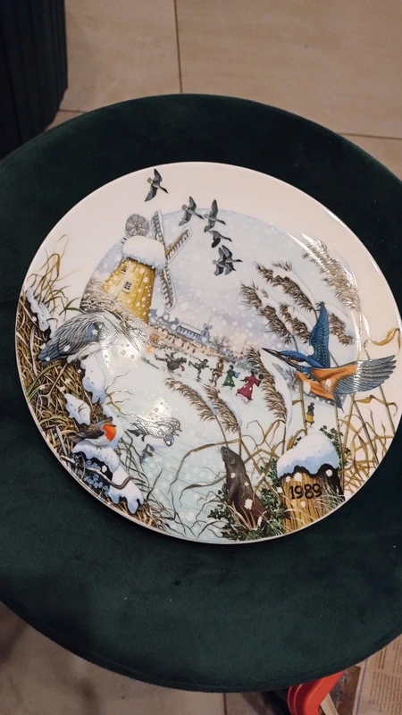 piatto wedgwood vintage the woodsman piatto da collezione da edizione limitata numerata natale 1992 (copia) piatto wedgwood vintage the woodsman piatto da collezione da edizione limitata numerata natale 1992 (copia)