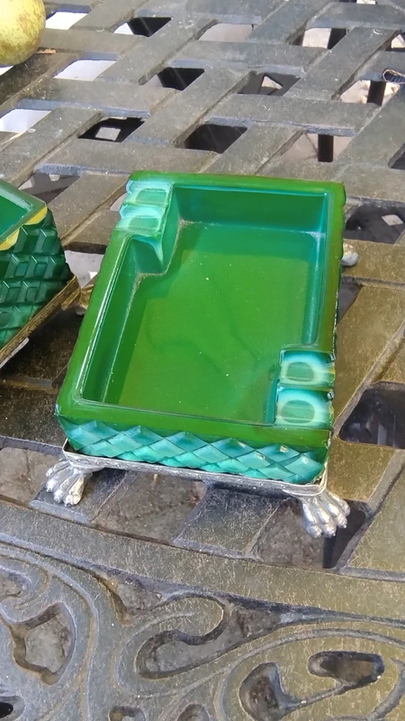posacenere e porta sigarette vetro cristallo malachite bohemia anni 30 posacenere e porta sigarette vetro cristallo malachite bohemia anni 30