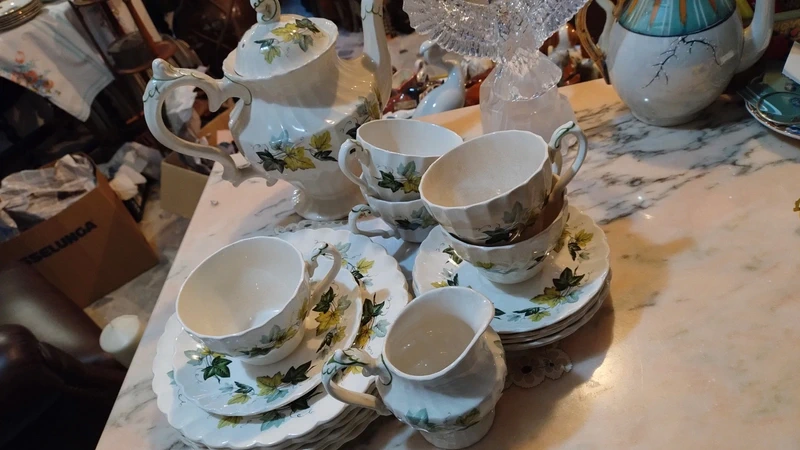 servizio thè myott england decoro verde foglie vite per 5 persone servizio thè myott england decoro verde foglie vite per 5 persone