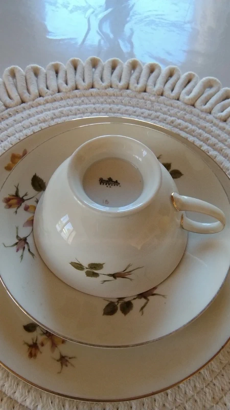tazza tè thè doppio piattino rosa gialla rosenthal germany tazza tè thè doppio piattino rosa gialla rosenthal germany