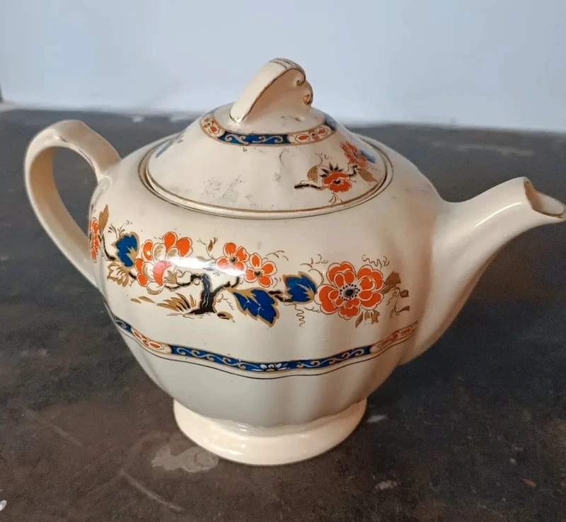 teiera decoro fiori blu e arancione sunshine j&g meakin england teiera decoro fiori blu e arancione sunshine j&g meakin england
