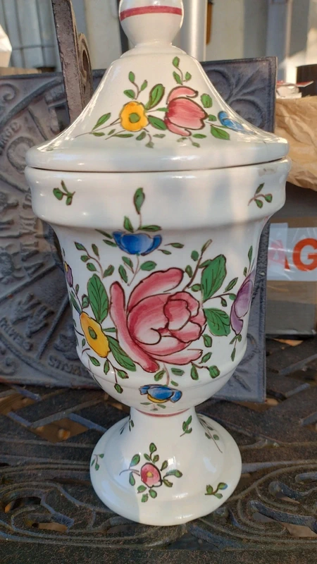albarello o vaso con coperchio pagani vecchia lodi italy albarello o vaso con coperchio pagani vecchia lodi italy