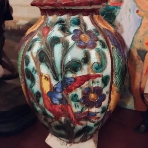 vaso in terracotta, urna con uccelli incisi in terracotta antico italy