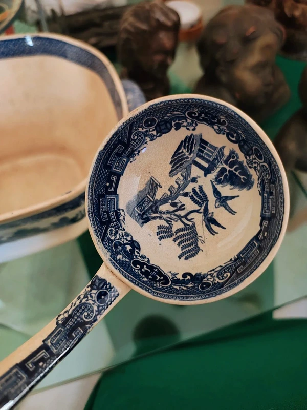 grande zuppiera presumibilmente inglese decoro china bianco e blu grande zuppiera presumibilmente inglese decoro china bianco e blu