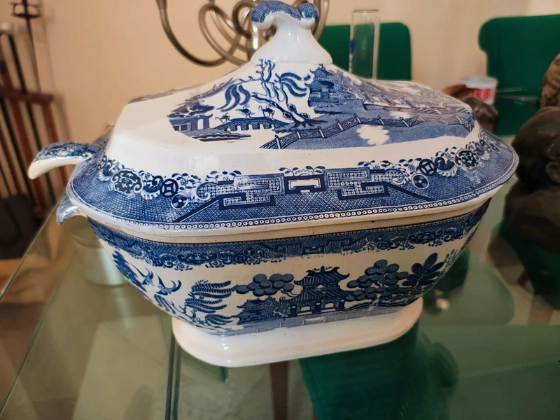 grande zuppiera presumibilmente inglese decoro china bianco e blu grande zuppiera presumibilmente inglese decoro china bianco e blu