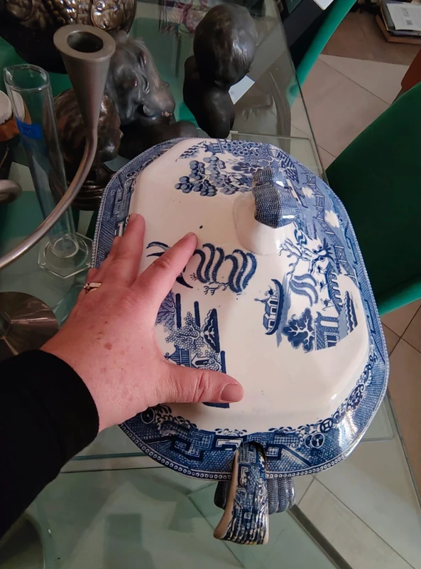 grande zuppiera presumibilmente inglese decoro china bianco e blu grande zuppiera presumibilmente inglese decoro china bianco e blu