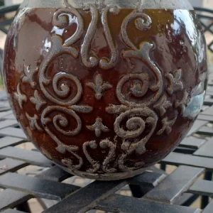 vaso cachepot terracotta pieno con bellissimo decoro fronte retro