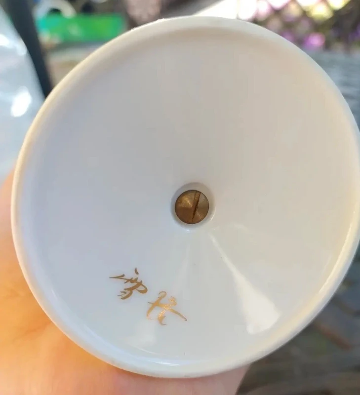 coppia calici da vino kutani vetro opalino crema dipinto a mano coppia calici da vino kutani vetro opalino crema dipinto a mano