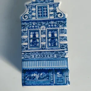 casa miniatura bianca blu dipinta mano delft holland