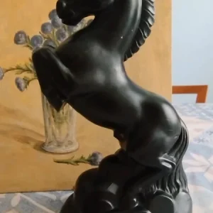 cavallo rampante in vetro artistico di saint prex vetro nero