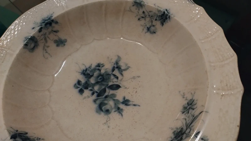 ciotola con manici fiori blu villeroy & boch antico ciotola con manici fiori blu villeroy & boch antico