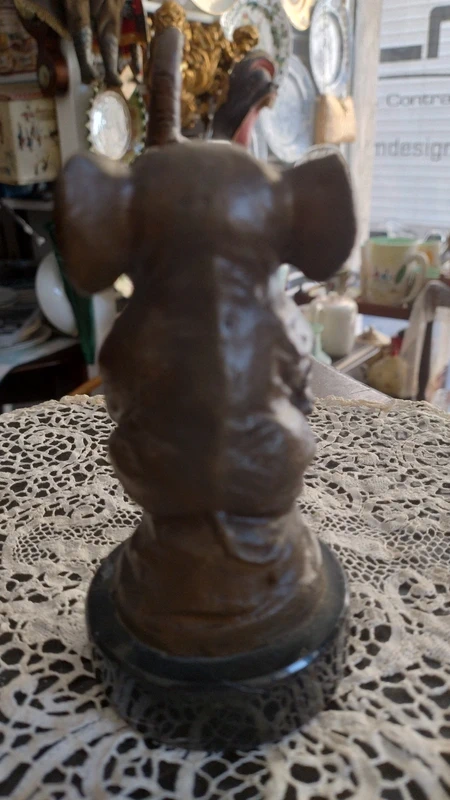 Simpatico elefantino in bronzo - immagine 6
