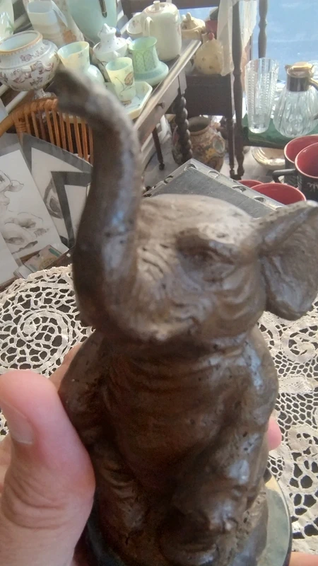 Simpatico elefantino in bronzo - immagine 5