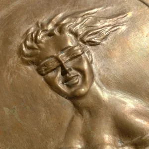 medaglia bronzo dea bendata fortuna