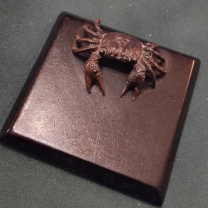 granchio bronzo su basamento fermacarte