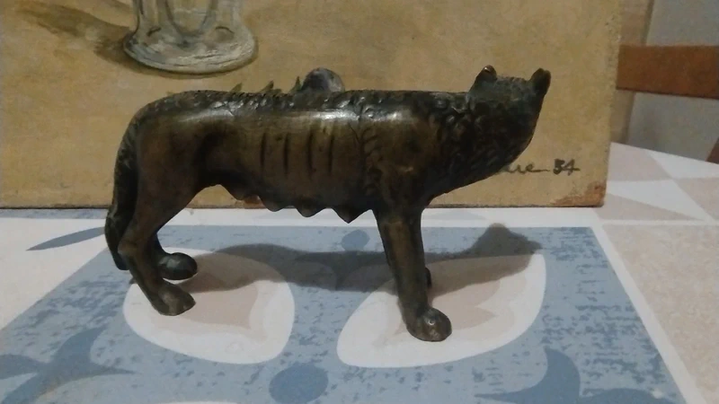 lupa di roma in bronzo lupa di roma in bronzo
