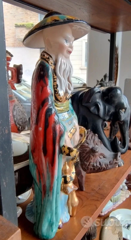 statua in ceramica mandarino cinese con gatto statua in ceramica mandarino cinese con gatto