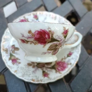 antica tazza caffè royal con decoro bocciolo rosa