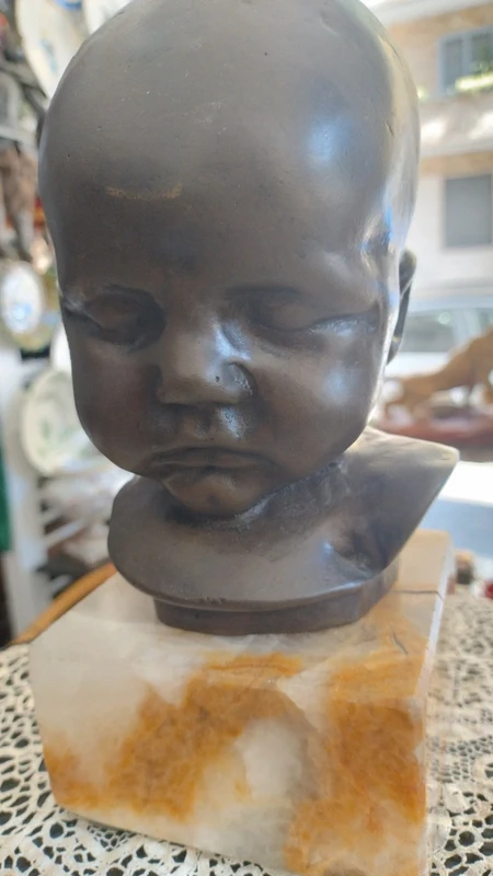bronzo testa bambino neonato bronzo testa bambino neonato