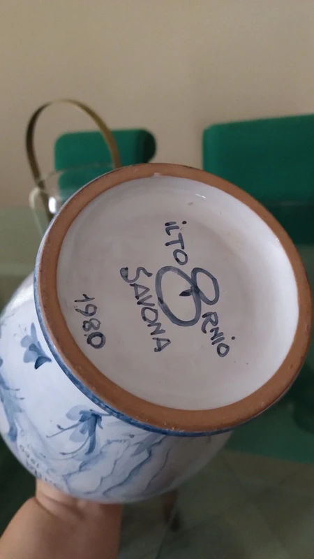 vaso da farmacia albarello bianco azzurro il tornio savona italy vaso da farmacia albarello bianco azzurro il tornio savona italy