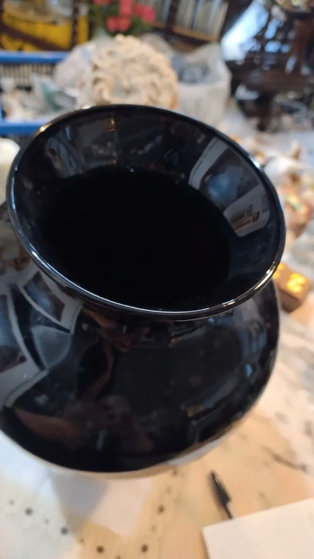 vaso vetro nero murano con macchie bianco e oro vaso vetro nero murano con macchie bianco e oro