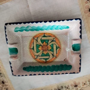 piccolo posacenere in ceramica decorata
