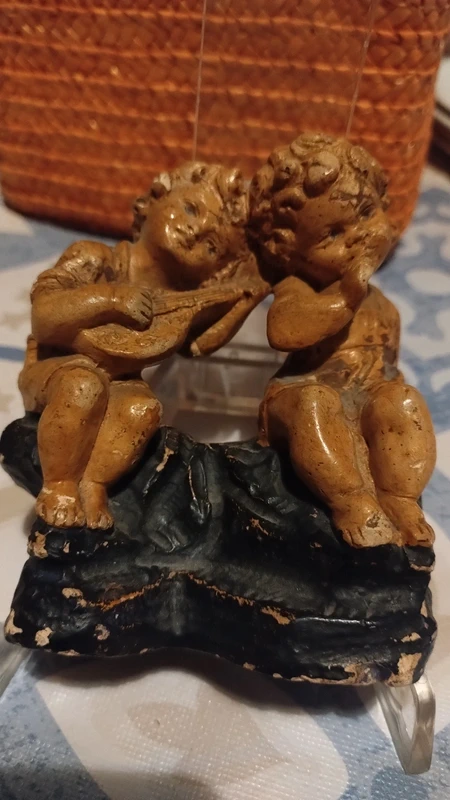 coppia bambini bimbi in gesso antico firmato coppia bambini bimbi in gesso antico firmato