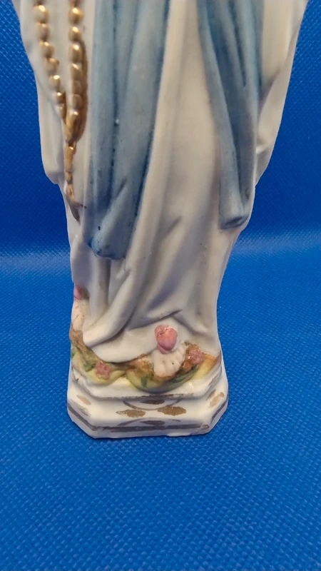 statuina madonna di lourdes in porcellana biscuit statuina madonna di lourdes in porcellana biscuit