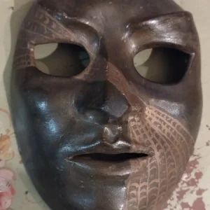 maschera dipinta a mano