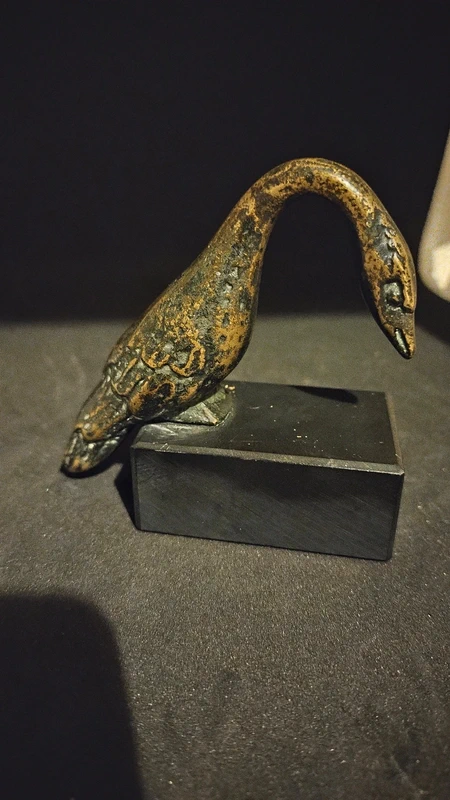 piccola scultura in bronzo di oca probabilmente simoncini italia piccola scultura in bronzo di oca probabilmente simoncini italia