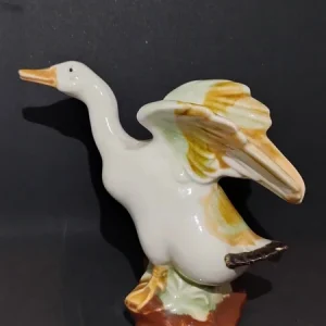anatra papera celadon in porcellana cinese d'epoca