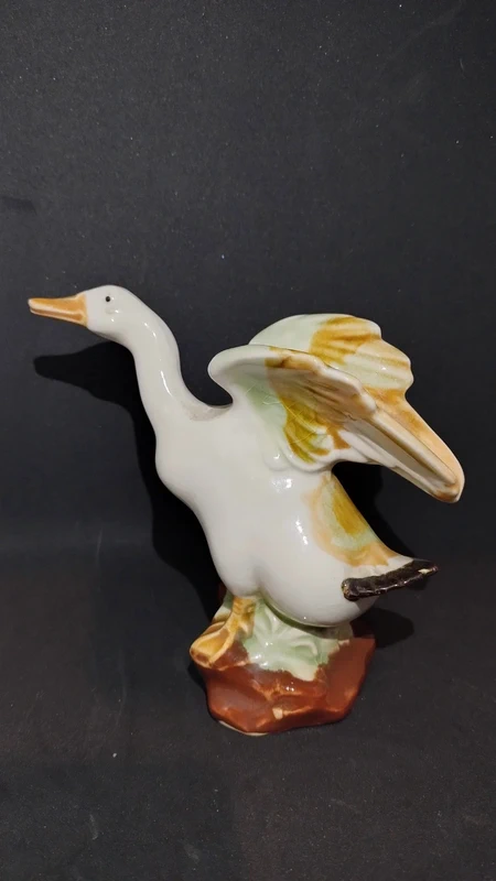 anatra papera celadon in porcellana cinese d'epoca anatra papera celadon in porcellana cinese d'epoca