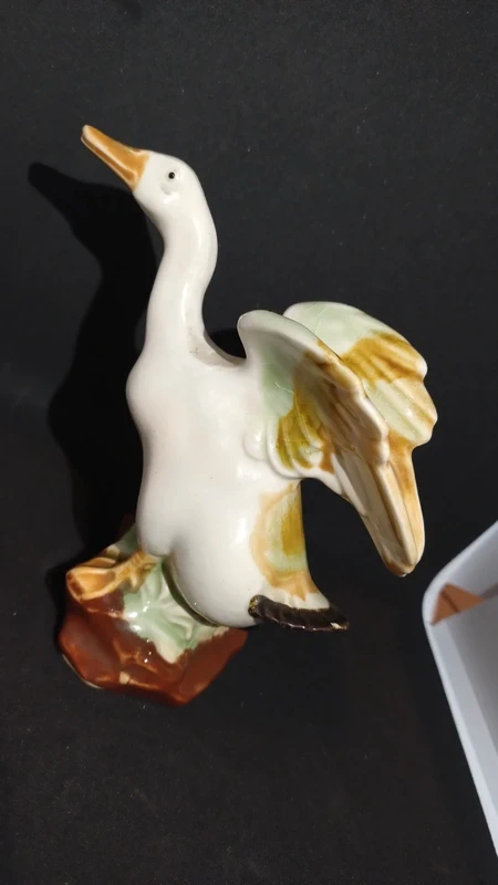 anatra papera celadon in porcellana cinese d'epoca anatra papera celadon in porcellana cinese d'epoca