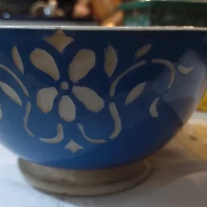 antica tazza colazione ceramica azzurra lavorazione fiore incisa s.c. lombarda