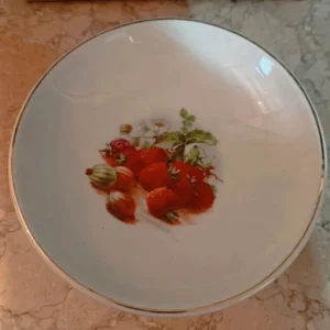alzatina ceramica decoro fragole rosse france