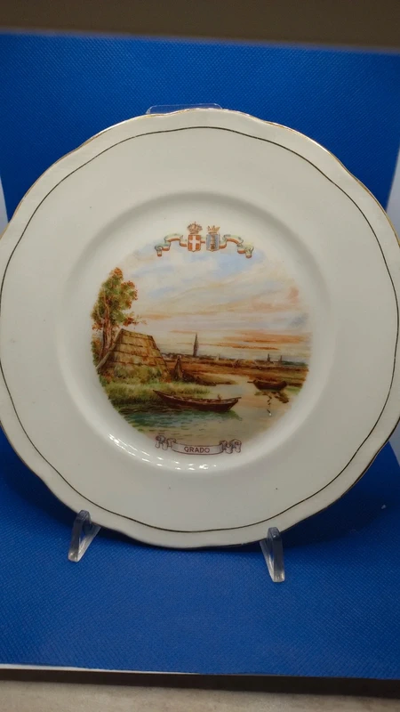 servizio piatti richard ginori 1919 decorato mano città redente servizio piatti richard ginori 1919 decorato mano città redente
