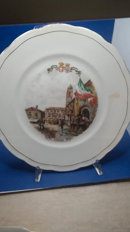 servizio piatti richard ginori 1919 decorato mano città redente servizio piatti richard ginori 1919 decorato mano città redente