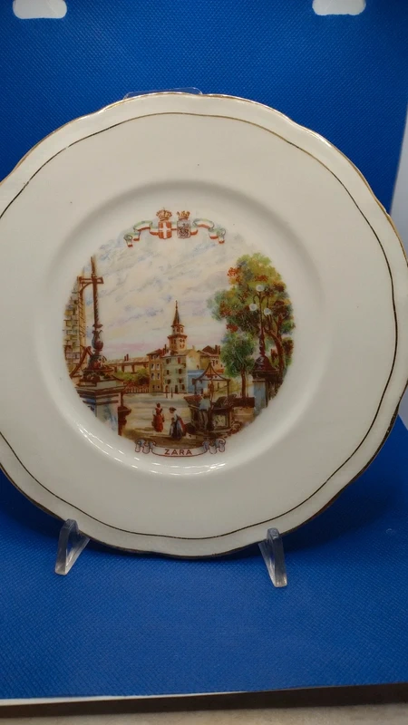 servizio piatti richard ginori 1919 decorato mano città redente servizio piatti richard ginori 1919 decorato mano città redente