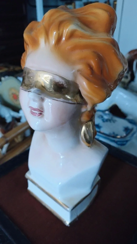 busto donna dea bendata anni 50 ceramica policroma busto donna dea bendata anni 50 ceramica policroma