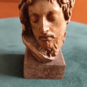 scultura in legno testa di gesù cristo