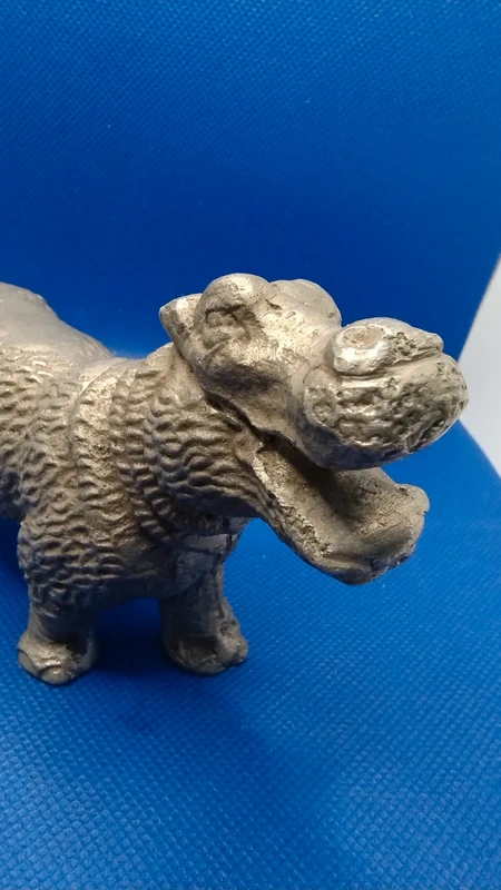 scultura ippopotamo in metallo scultura ippopotamo in metallo