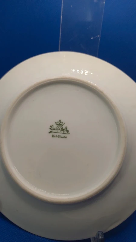 lotto n.3 piattini decoro frutta , bordo oro , marchio rosenthal lotto n.3 piattini decoro frutta , bordo oro , marchio rosenthal