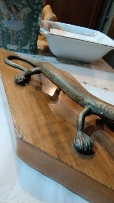 sauro lucertola ramarro in bronzo dorato sauro lucertola ramarro in bronzo dorato