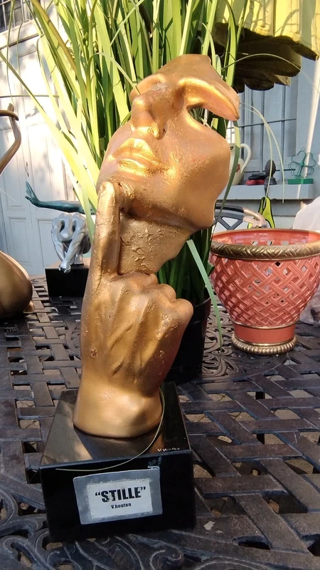 scultura stille oro firmato v. houten scultura stille oro firmato v. houten